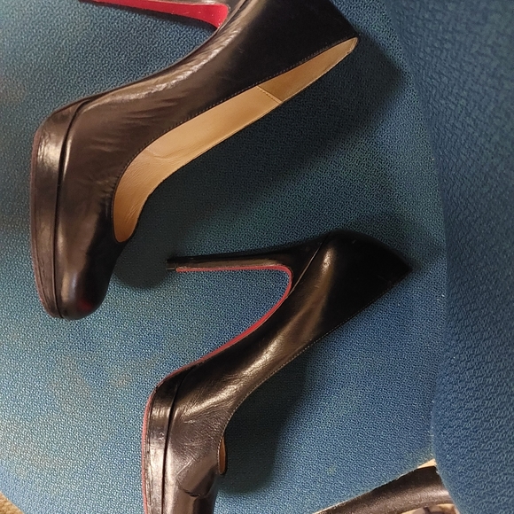 Christian louboutin 39.5 heels - Picture 5 of 5